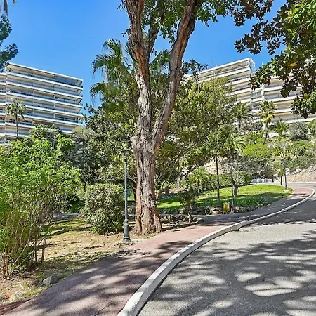100M2 Cannes Eden - Luxury - Pool & See View شقة